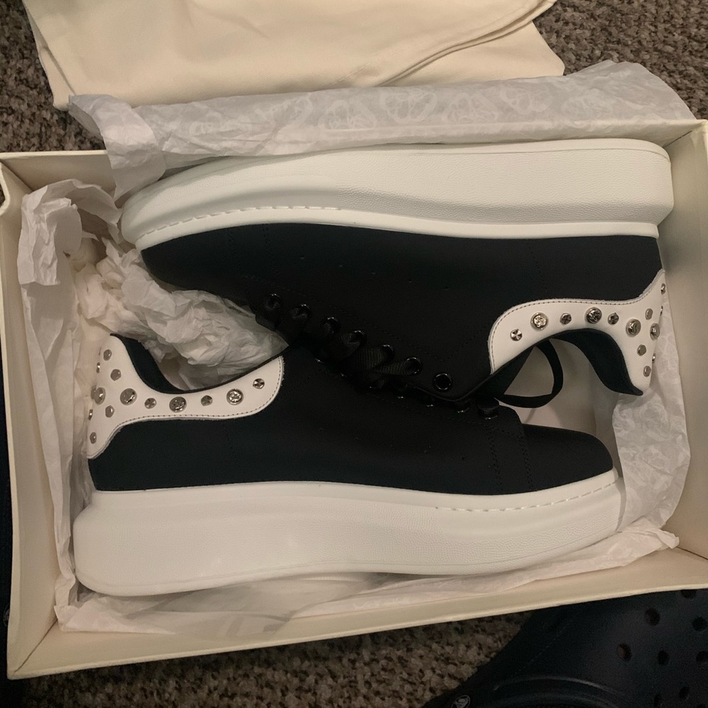 Alexander Mcqueen, Black/White/ Studded